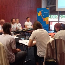 powiększ zdjęcie: Zakończył się kurs dla mam i ojców. W lipcu kolejna odsłona