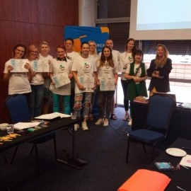 powiększ zdjęcie: Zakończył się kurs dla mam i ojców. W lipcu kolejna odsłona