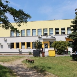 powiększ zdjęcie: Termomodernizacja przychodni przy ul. Biegunowej i Tatrzańskiej