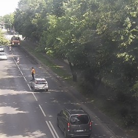 Naprawa nawierzchni na al. Rzeczypospolitej. Uwaga na  utrudnienia