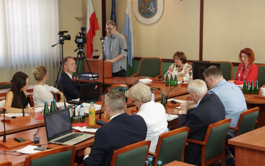 Apel legnickich radnych w sprawie Teatru Modrzejewskiej