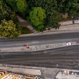 powiększ zdjęcie: Przebudowa ul. Pocztowej. Warstwa ścieralna asfaltu już położona