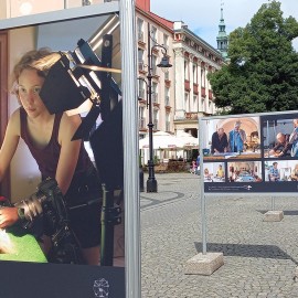 powiększ zdjęcie: Trzy dekady Legnickiej Akademii Filmowej. Zapraszamy na wystawę w Rynku