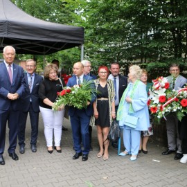 powiększ zdjęcie: Uczciliśmy 79 rocznicę Powstania Warszawskiego
