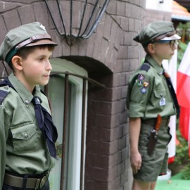 powiększ zdjęcie: Uczciliśmy 79 rocznicę Powstania Warszawskiego