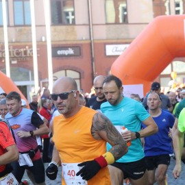powiększ zdjęcie: Wyniki XII Legnickiego Półmaratonu oraz IV Legnickiej Dziesiątki