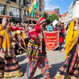 powiększ zdjęcie: Międzynarodowy Festiwal Folklorystyczny „Świat pod Kyczerą” uznany za jeden ...