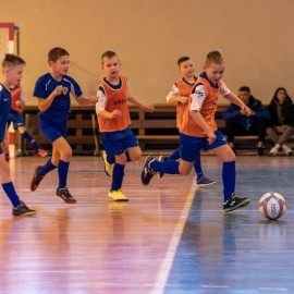 powiększ zdjęcie: Sobota ze sportem i pluszowym misiem
