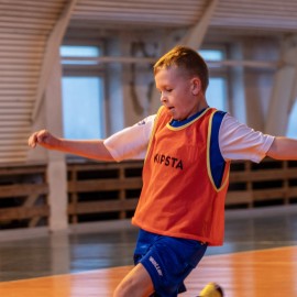powiększ zdjęcie: Sobota ze sportem i pluszowym misiem