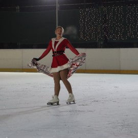 powiększ zdjęcie: Otwarcie lodowiska już za 6 dni!