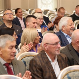 powiększ zdjęcie: Jubileusz 70-lecia Szkolnego Związku Sportowego i 25-lecia Legnickiego Szkolnego ...