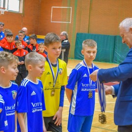 powiększ zdjęcie: Miedź Legnica zwyciężyła w Międzynarodowym Turniej Piłki Nożnej w Legnicy