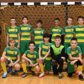 powiększ zdjęcie: Miedź Legnica zwyciężyła w Międzynarodowym Turniej Piłki Nożnej w Legnicy