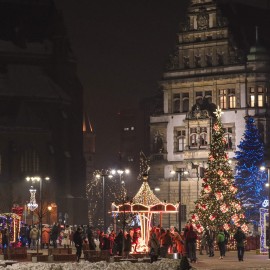 powiększ zdjęcie: Świąteczne iluminacje rozświetliły Legnicę