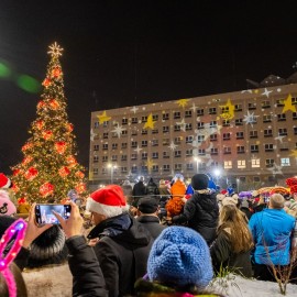 Świąteczne iluminacje rozświetliły Legnicę
