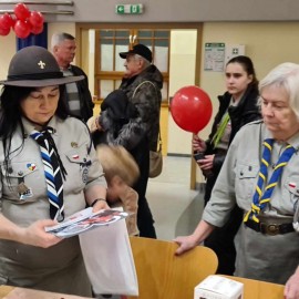 powiększ zdjęcie: Szlachetna Paczka od Hufca ZHP Legnica