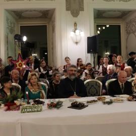 powiększ zdjęcie: 22. Wigilia Narodów: Spotkanie różnorodności w Sali Królewskiej