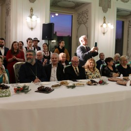 powiększ zdjęcie: 22. Wigilia Narodów: Spotkanie różnorodności w Sali Królewskiej