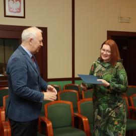 powiększ zdjęcie: Prezydent powołał członków Zespołu Interdyscyplinarnego ds. Przeciwdziała ...