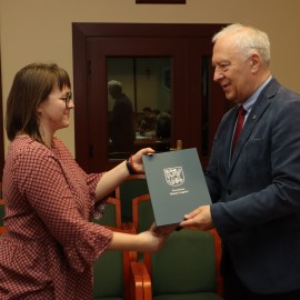 powiększ zdjęcie: Prezydent powołał członków Zespołu Interdyscyplinarnego ds. Przeciwdziała ...