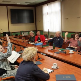 powiększ zdjęcie: Prezydent powołał członków Zespołu Interdyscyplinarnego ds. Przeciwdziała ...