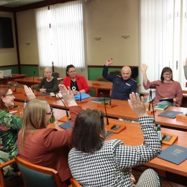 powiększ zdjęcie: Prezydent powołał członków Zespołu Interdyscyplinarnego ds. Przeciwdziała ...