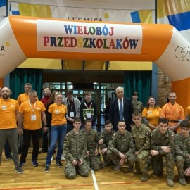 powiększ zdjęcie: Miejskie Przedszkole nr 13 zwycięzcą Finału Wieloboju Przedszkolaków