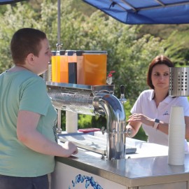 powiększ zdjęcie: Świetnie bawiliśmy się pierwszego dnia majówki