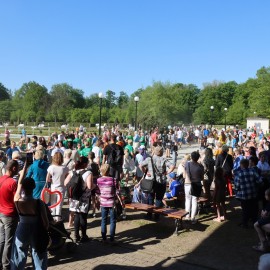 powiększ zdjęcie: Świetnie bawiliśmy się pierwszego dnia majówki