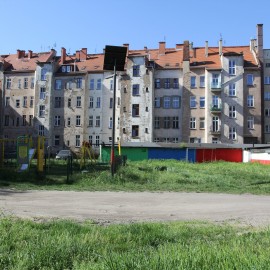 Modernizacja podwórza na Tarninowie. Trzy firmy złożyły oferty