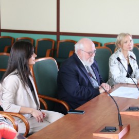 powiększ zdjęcie: Zastępca prezydenta Legnicy spotkała się z Miejską Radą Seniorów