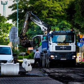 powiększ zdjęcie: Rozpoczął się remont ul. Gwiezdnej. Zobacz jak przebiegają prace