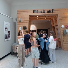 powiększ zdjęcie: Uczniowie SP 16 odwiedzili partnerską szkołę w Miśni