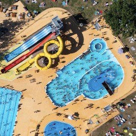 powiększ zdjęcie: 15 czerwca otwieramy Letni Park Wodny AquaFun