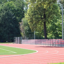 powiększ zdjęcie: Modernizacja kompleksu sportowego w parku dobiega końca