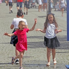LPWiK uruchomiło kurtyny wodne. W tych miejscach się ochłodzisz