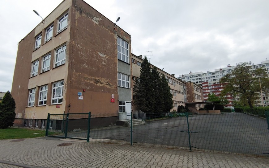 Miasto poszukuje wykonawcy termomodernizacji żłobków i szkoły