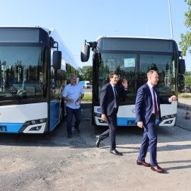 powiększ zdjęcie: Pierwsze cztery autobusy elektryczne w Legnicy