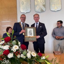 powiększ zdjęcie: Prezydent Maciej Kupaj uczestniczył w urodzinach Wuppertalu