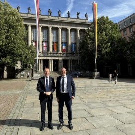 powiększ zdjęcie: Prezydent Maciej Kupaj uczestniczył w urodzinach Wuppertalu