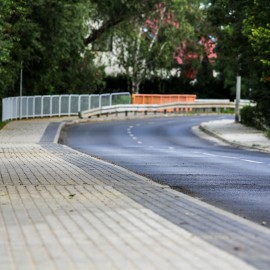 Na ul. Działkowej powstał nowy chodnik. Jest bezpiecznie i wygodnie