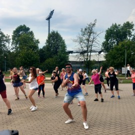 W piątek zumba w parku