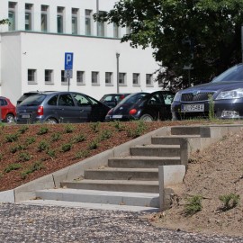 powiększ zdjęcie: Zakończono modernizację podwórza przy ul. Zielonej