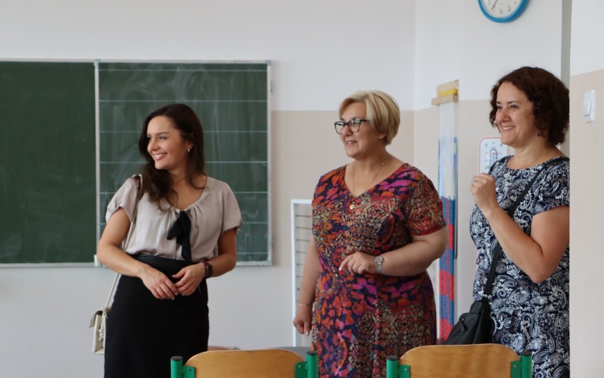 Aleksandra Krzeszewska odwiedza legnickie szkoły