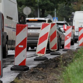 powiększ zdjęcie: Rozpoczął się remont al. Rzeczypospolitej