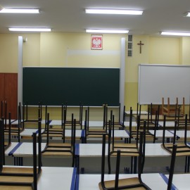 Wakacyjne remonty w legnickich szkołach