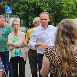 powiększ zdjęcie: Konsultacje społeczne z udziałem prezydenta Legnicy