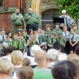 powiększ zdjęcie: Legnica uczciła 80. rocznicę Powstania Warszawskiego