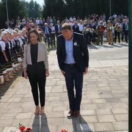 powiększ zdjęcie: Prezydent Legnicy na 44. Łemkowskiej Watrze w Michałowie