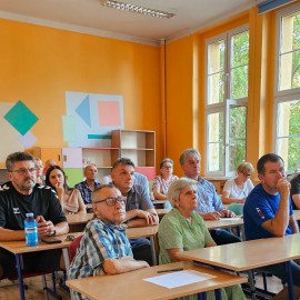 powiększ zdjęcie: Konsultacje społeczne: Dyskusja nad przyszłością rejonu ul. Bydgoskiej